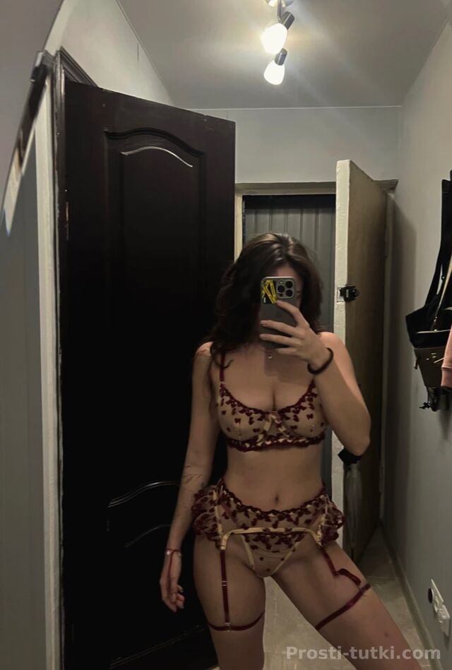 Индивидуалка Камилла Вахитовский Фотография 